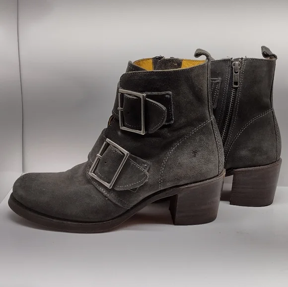 Frye Sabrina Double Buckle Grey Leather Boots l Side Zipper l Size 9 M l - Picture 3 of 11